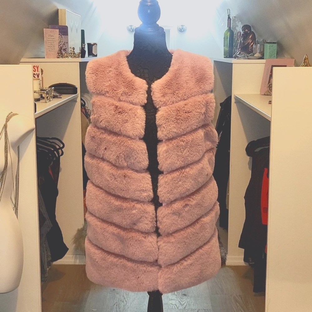 Women's Pink Faux Fur Vest